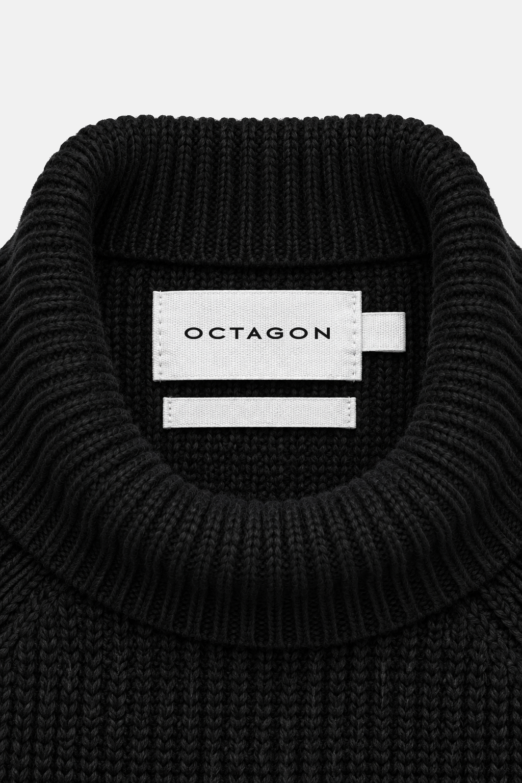 Octagon woven interior back-neck label